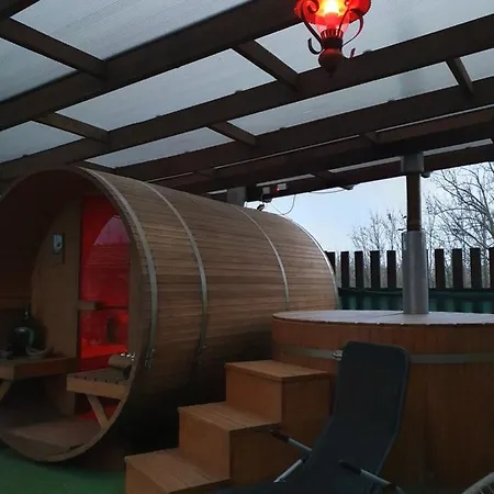 Farm Glamping Luxuszelt Ráckeve